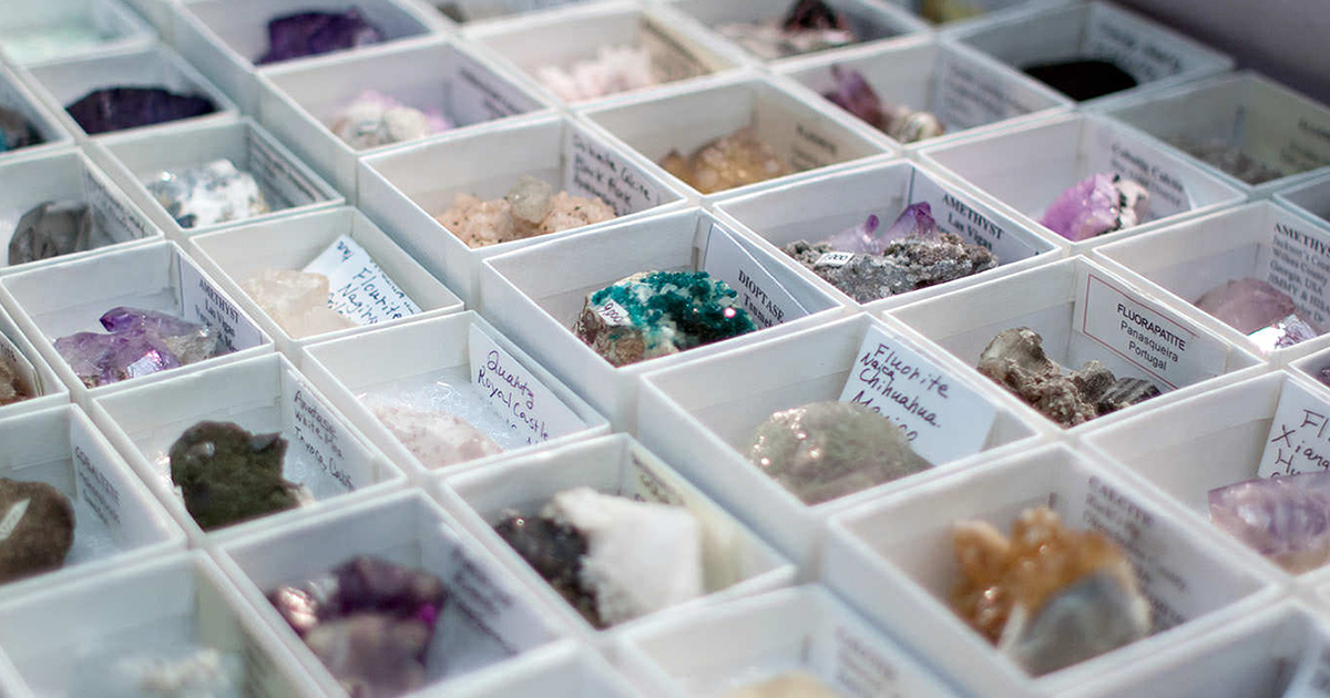 Create your own mineral collection | GeoCrystal